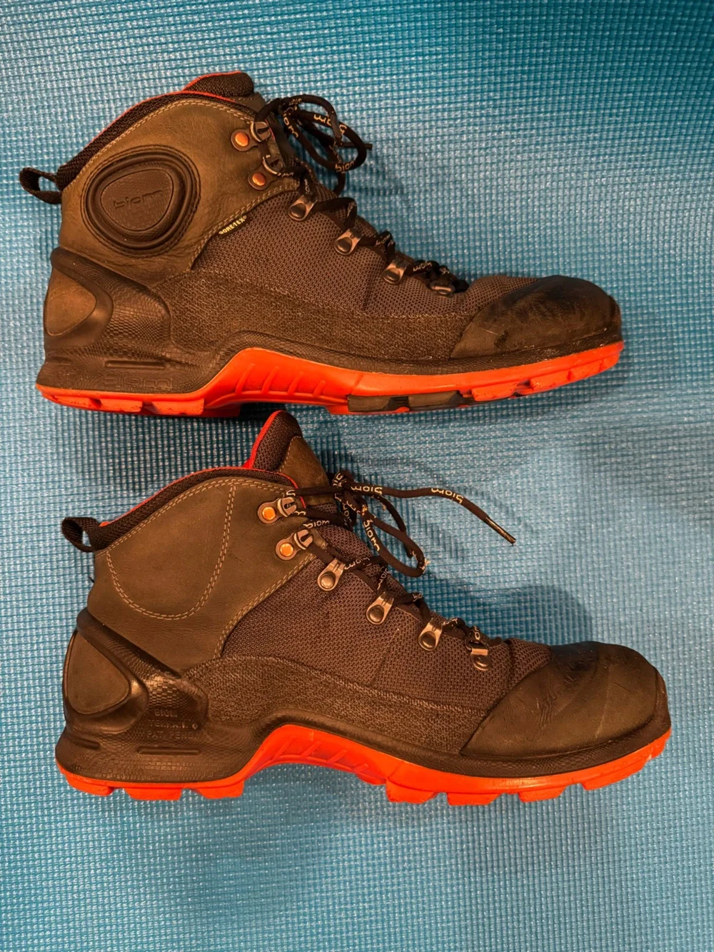 ECCO Biom Gore-Tex Hiking Boots Black/Red EU 45 US 11–11.5